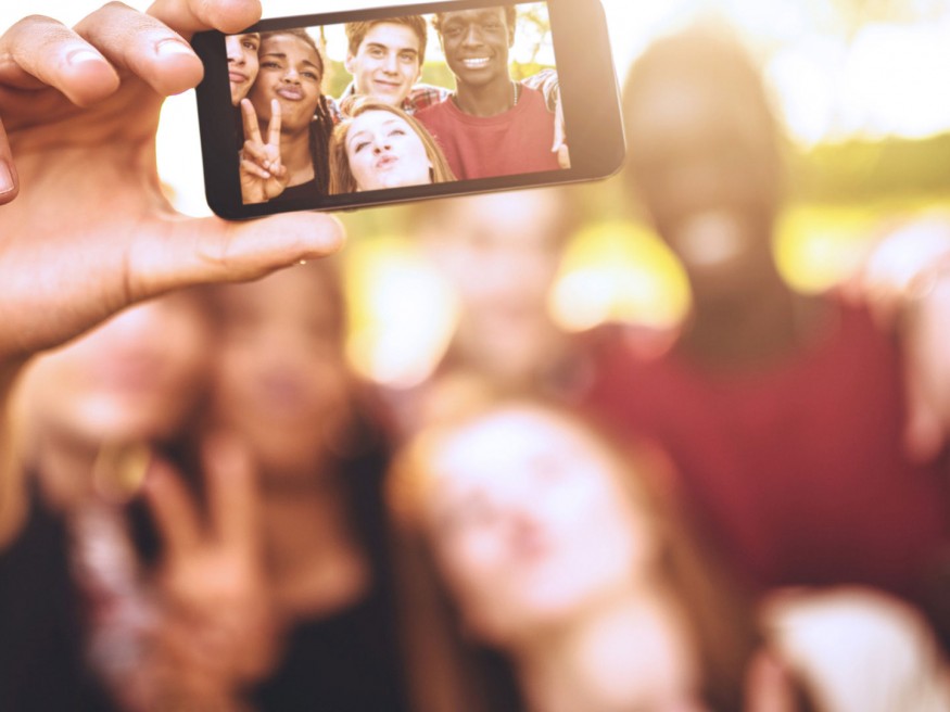 Insights Article - Making authentic connections admissions on instagram